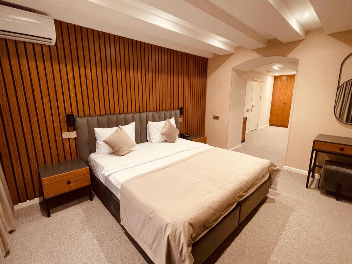 Eleven Hotel 巴库 外观 照片
